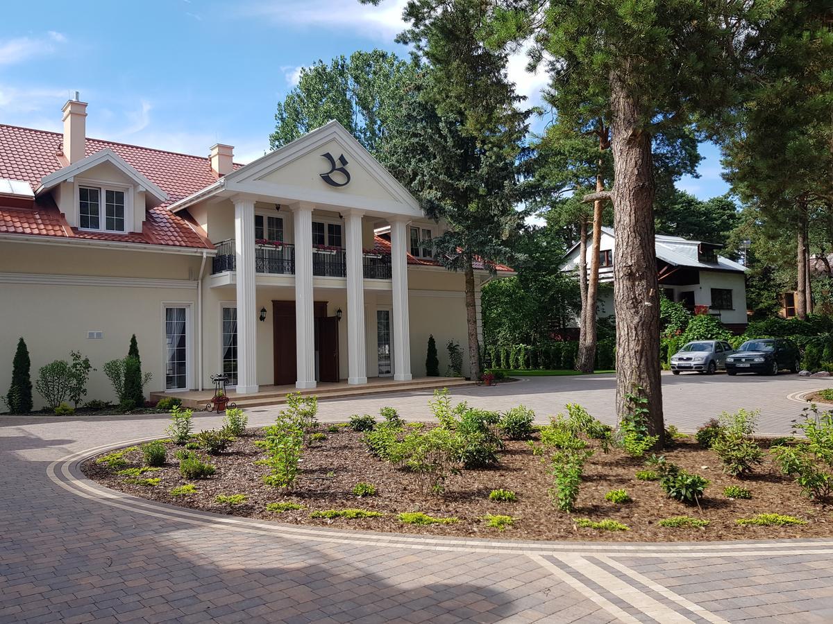 Basniowa Hotel Wyszkow Exterior photo